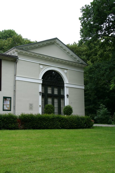 KUS_Foerderung_2006_Restaurierung_Wandgemaelde_Schwindpavillon_1.jpg