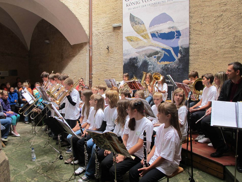 KUS_Foerderung_2012_Instrumente_Blaeserklasse_Markranstaedt_3.jpg
