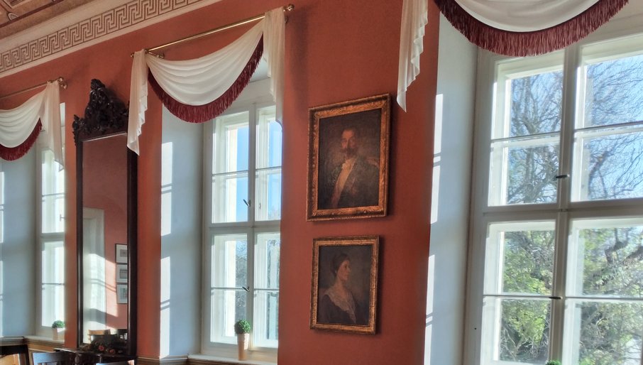 Restaurierung_Familienporträts_7 (Museum Schloss Frohburg)